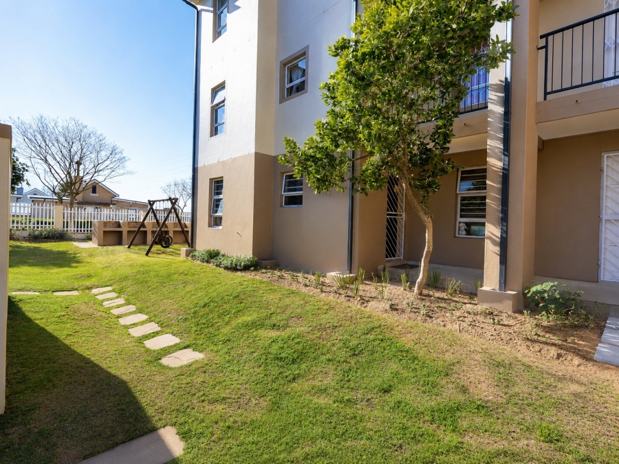 2 Bedroom Property for Sale in Buh Rein Estate Western Cape